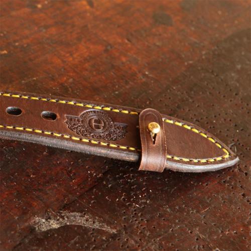 The Simonstown Dog Collar - 38mm Wide, yellow stitching, brass studs, leather products, logo, holes, handcrafted 